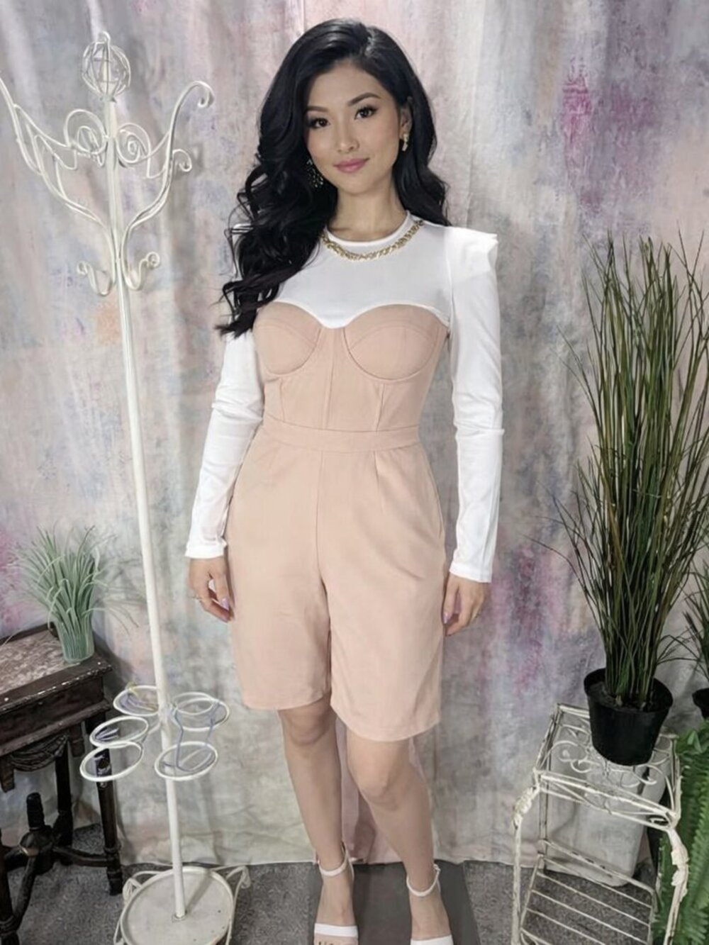 New 📌Blithe Perfect for a night out! Bustier Style Prominent Shoulder Romper